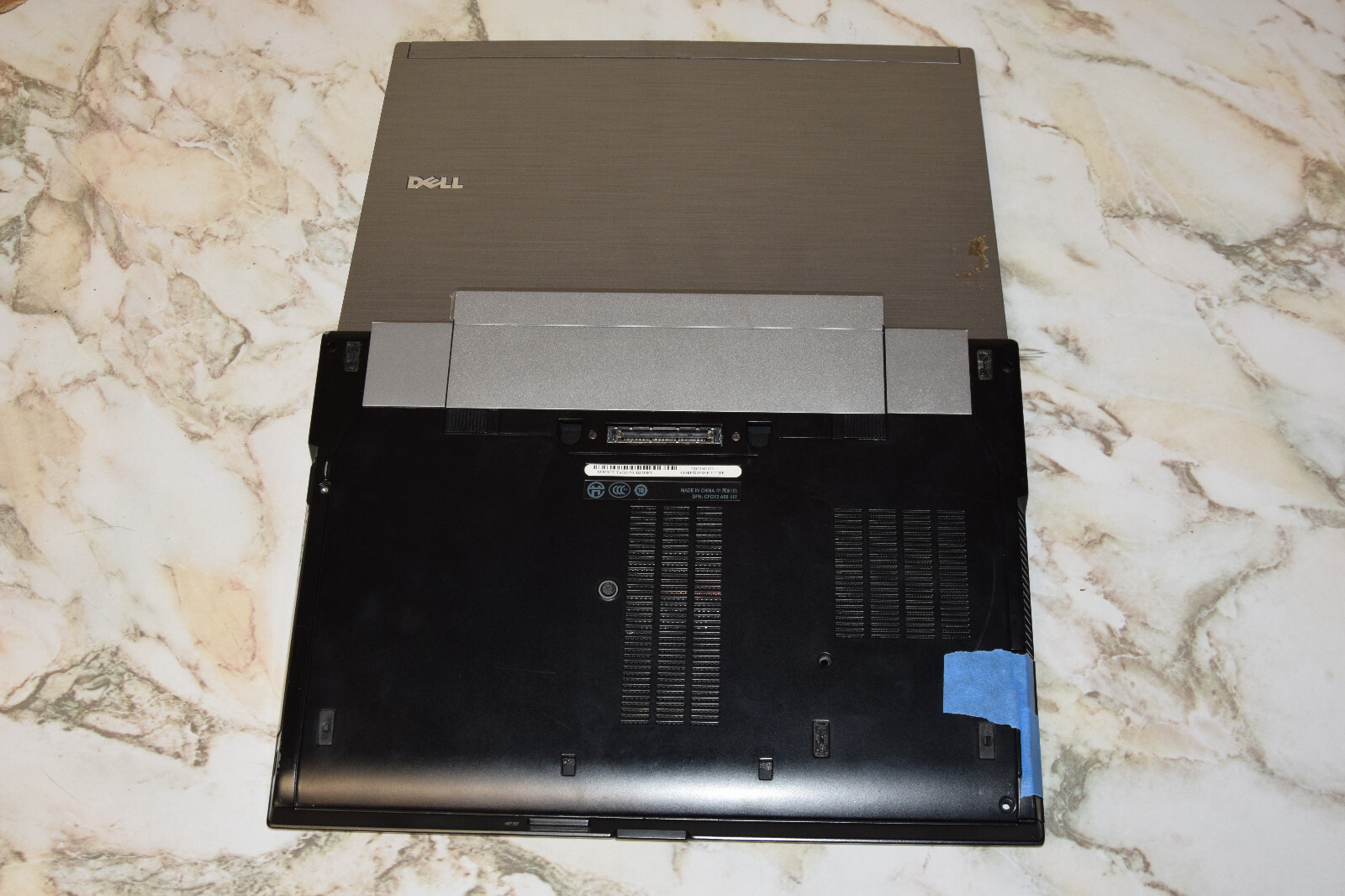 DEAD JUNK Dell Latitude E410 14″ Laptop Incomplete AS IS Parts Repair