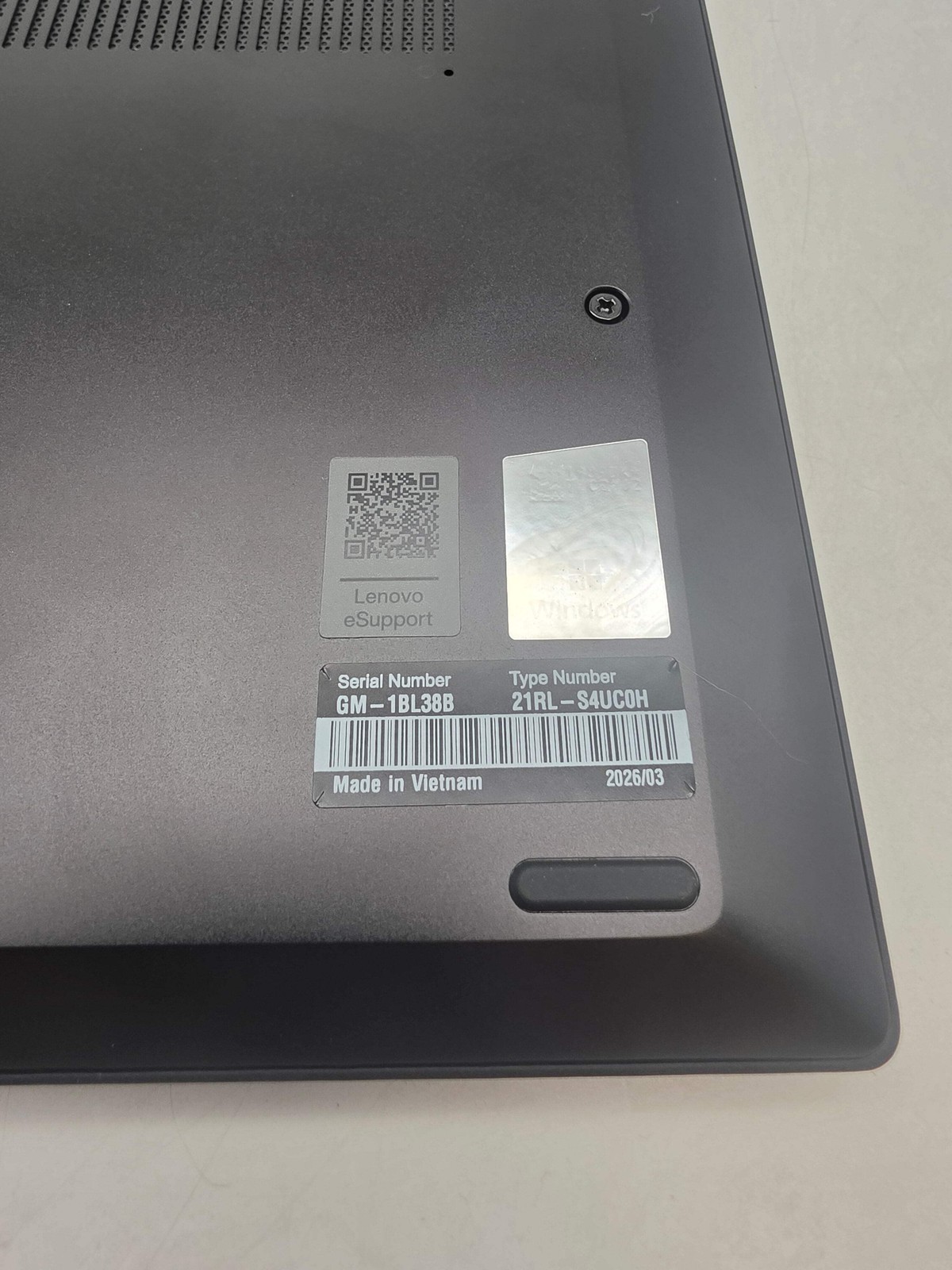 Lenovo ThinkPad X13 Gen 6 13.3″ intel Core Ultra 5 235U 512GB SSD 32GB DDR5 RAM