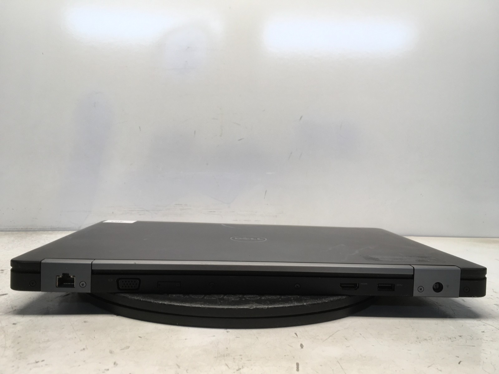 Dell Latitude E5570 Intel i7-6600U 2.6GHz 16 GB NO HDD