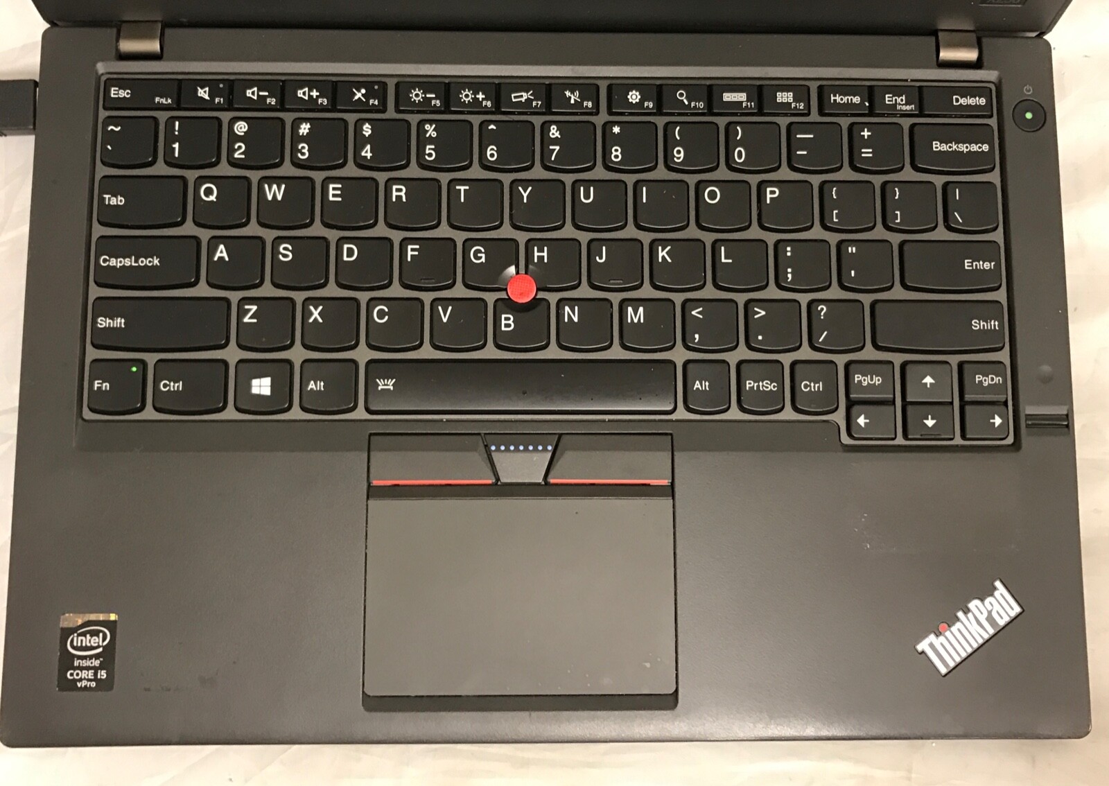 Lenovo ThinkPad X250 12.5″ Core i5-5300U 2.3GHz 8GB RAM -NO HDD / NO HDD CADDY