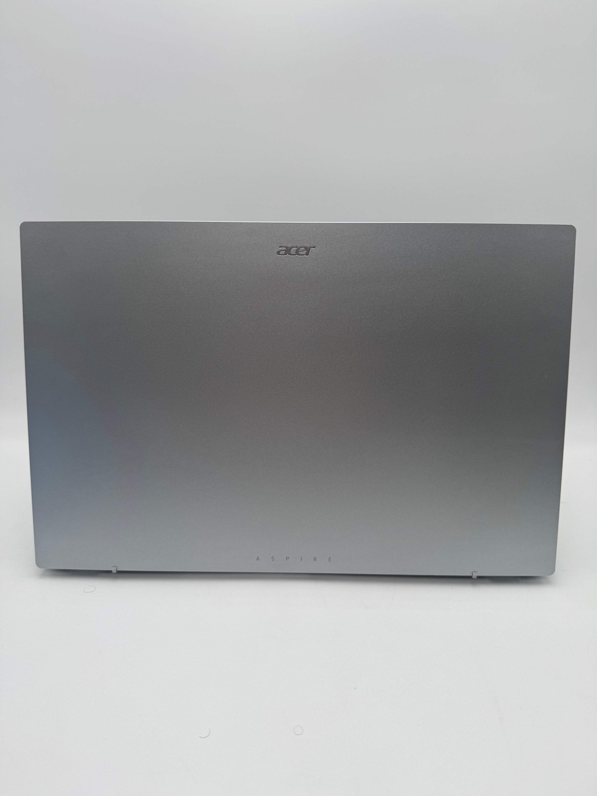 Acer Aspire 3 15 N23C3 Laptop AMD Ryzen 3 8GB 128GB 14-Inch Silver Used