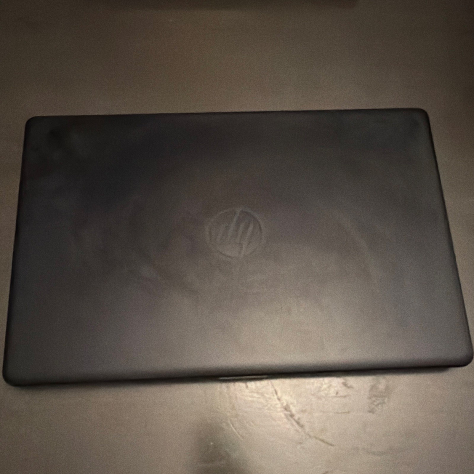 HP Laptop 17-by1053xx 17.3″ FHD i5-8265U 8GB RAM 238GB SSD Win11
