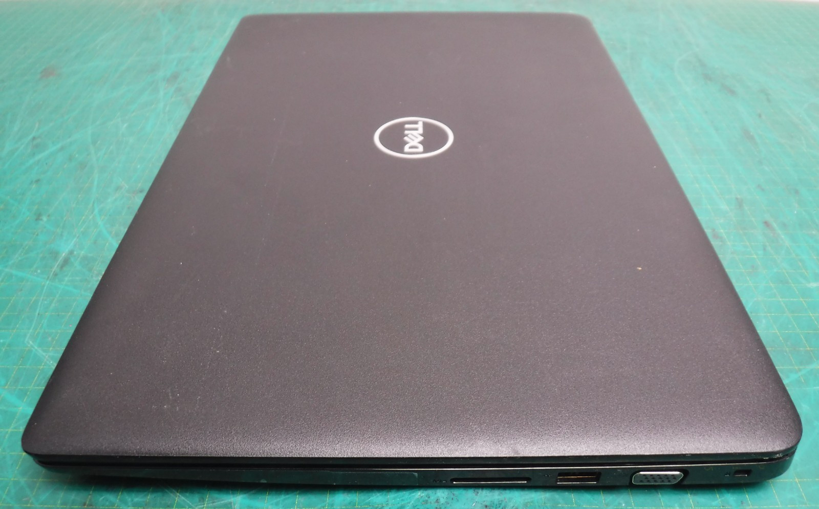Dell Latitude 3500 Laptop i5‑8265U 8GB RAM 15.6″ No HDD/OS · Excellent Battery