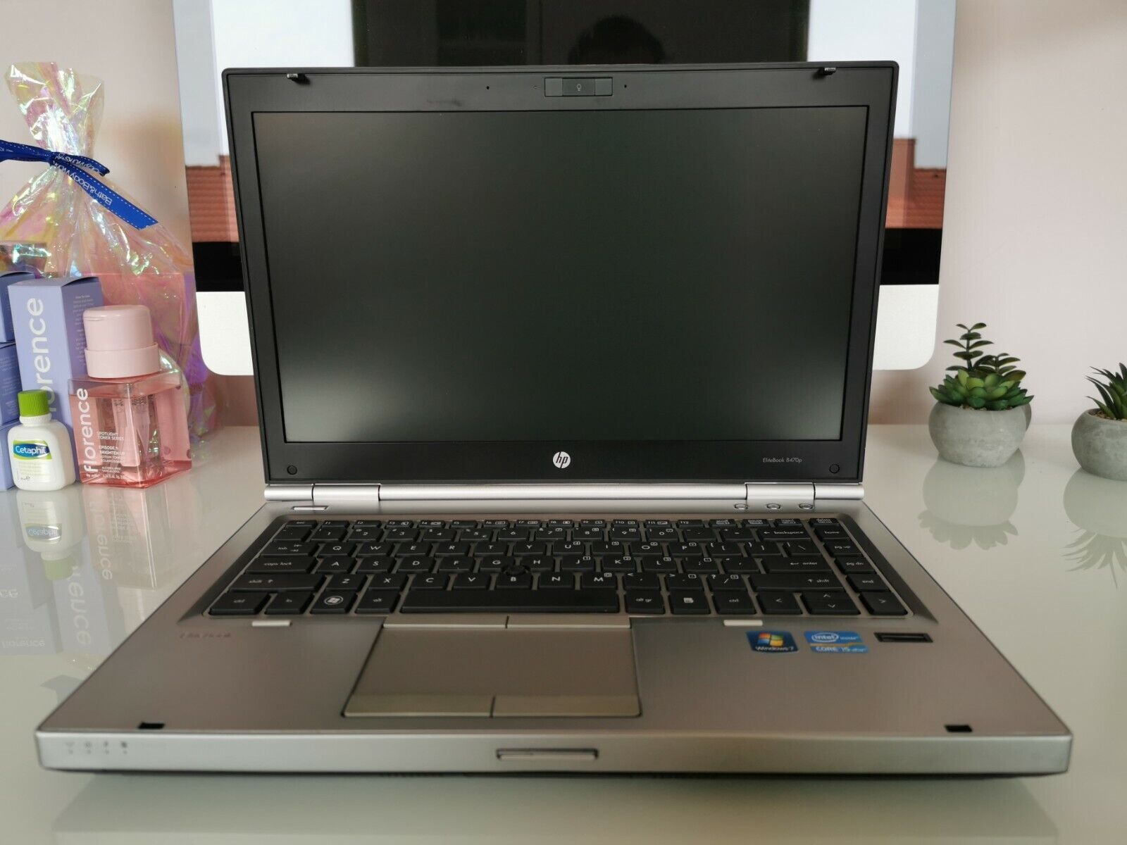 Business HP Elitebook 8470P i5-3320M Max 3.3GHz 1600x900px HD+ DVD-RW Win10 Pro