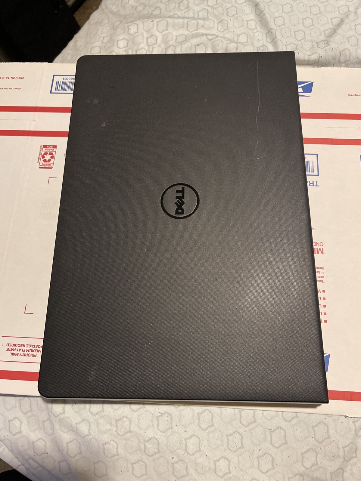 Dell Inspiron 15 3567 Laptop i3-7100U 2.4GHz 8GB 1TB HD DVDRW Win 11 15.6″