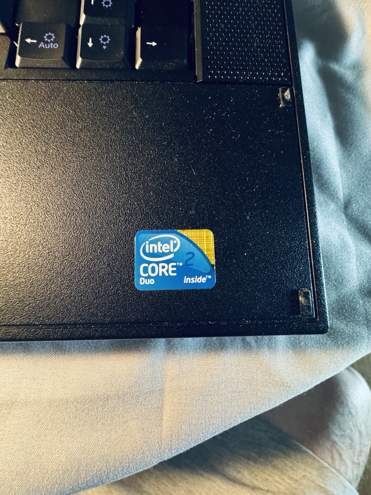 Dell Latitude E5500 15″ Core 2 Duo Wi-Fi Bluetooth VGA USB