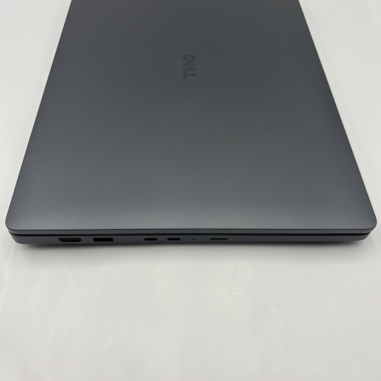 Dell Pro Max 16″ MC16255 AMD Ryzen AI 5 Pro 340 16GB/256GB SSD Black Radeon 840M