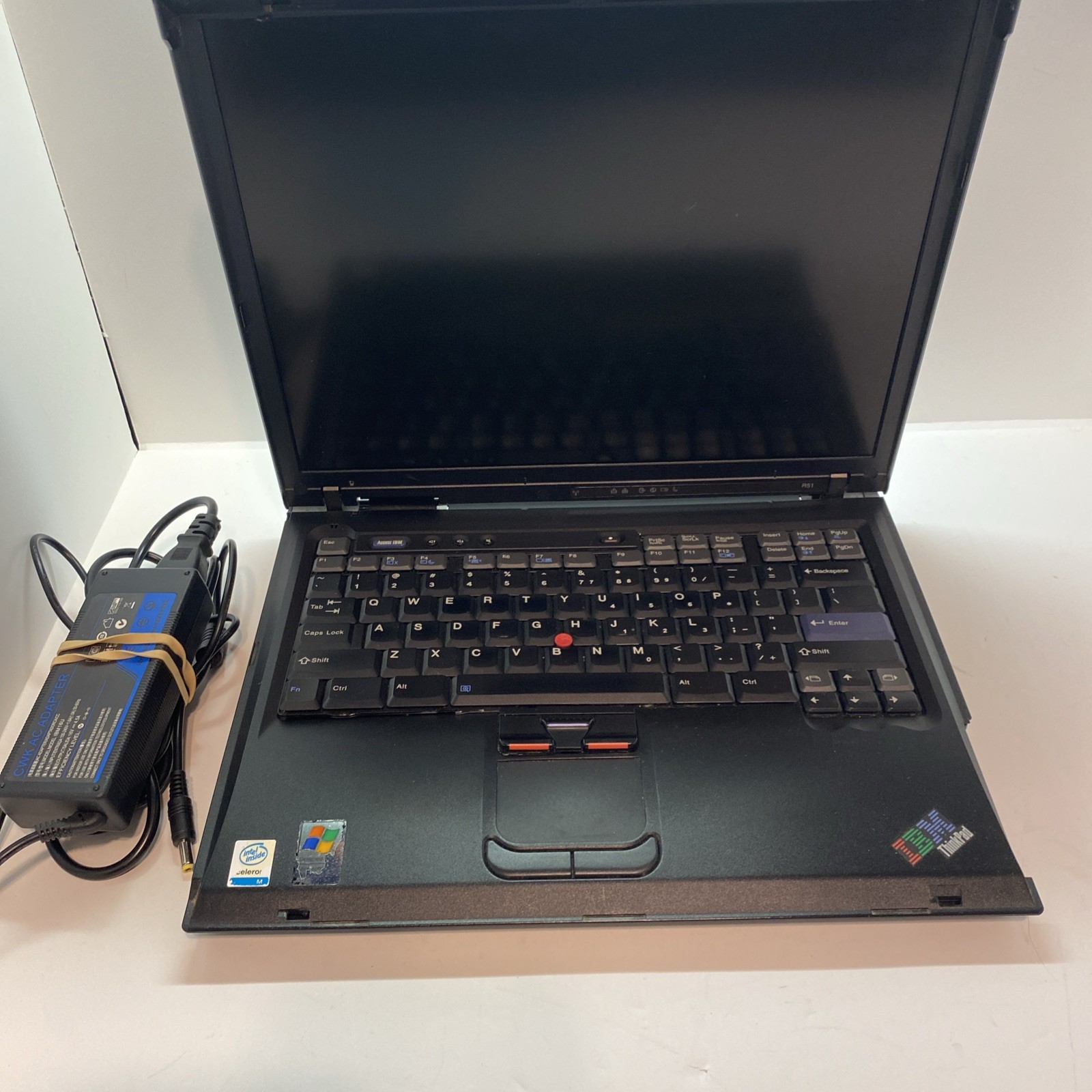 IBM ThinkPad R51 Laptop 15″ WXP no os Celeron 80gb 1024ram Cd extra parts