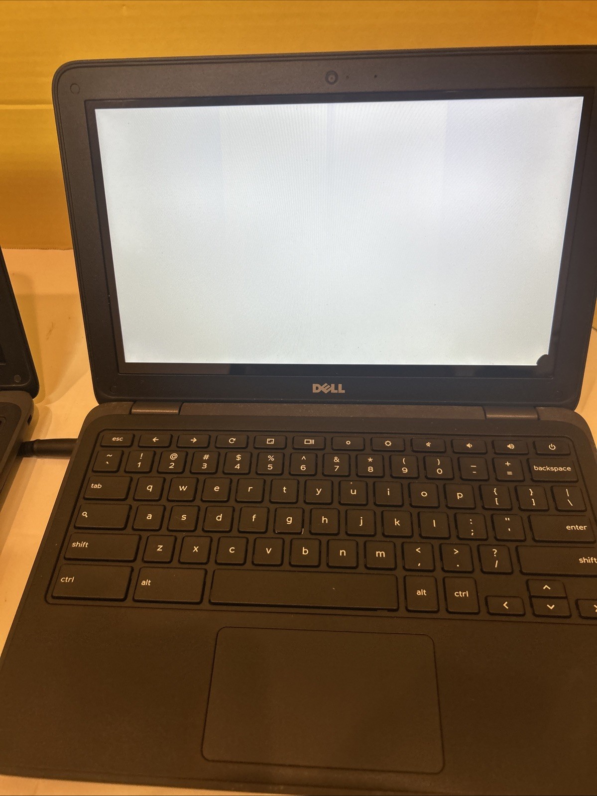 2 Dell 3180 Touchscreen Chromebook Functional Screen Marks Battery Bad