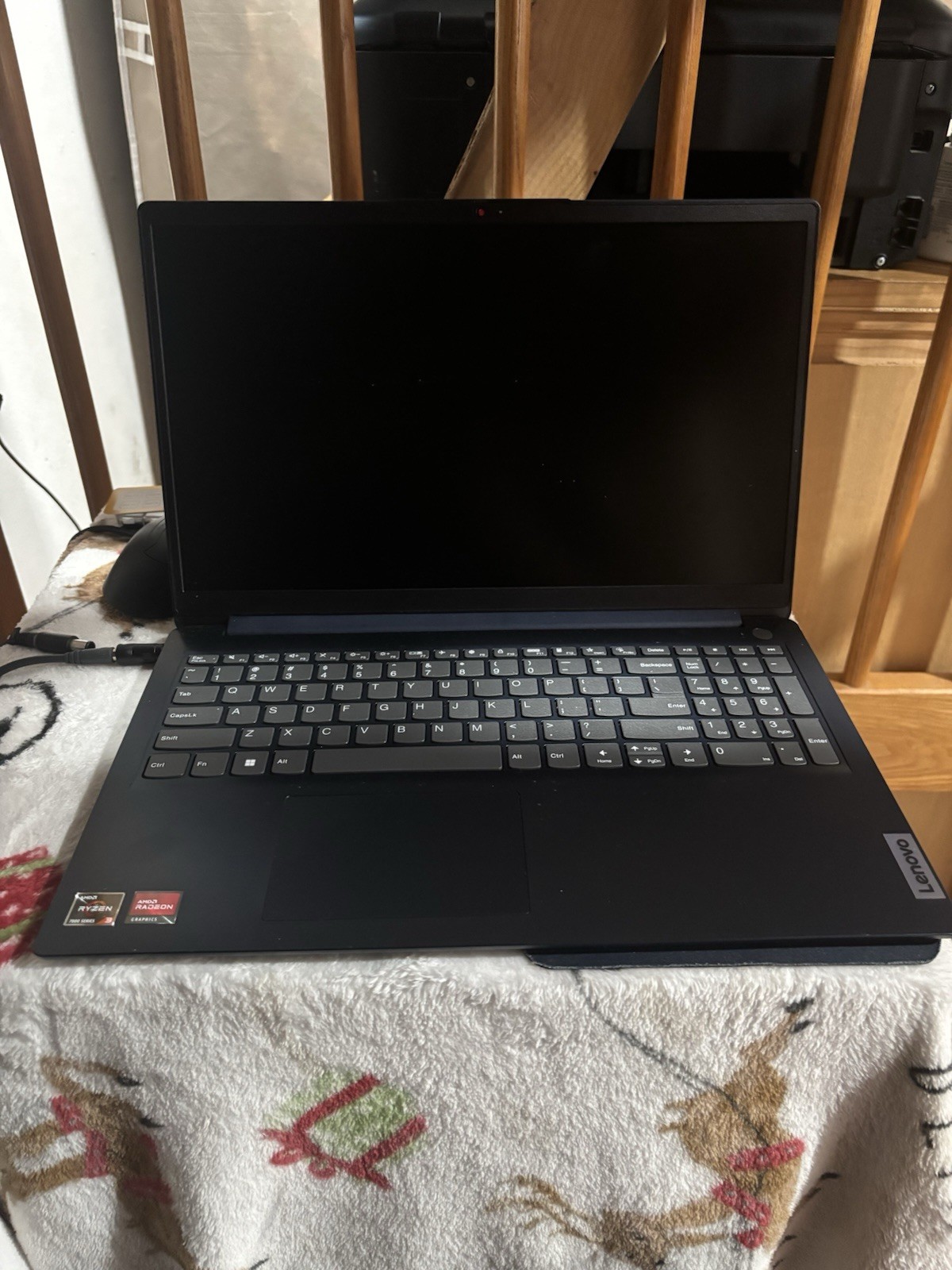 Lenovo IdeaPad 1 15.6” (256GB SSD AMD Ryzen 3 7320U 2.4GHz 8GB RAM) Laptop