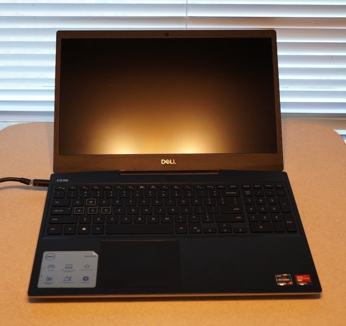 Dell G5 SE 5505 15.6″ 512gb SSD 32gb RAM Ryzen 7 4800H AMD Radeon RX 5600M 144Hz
