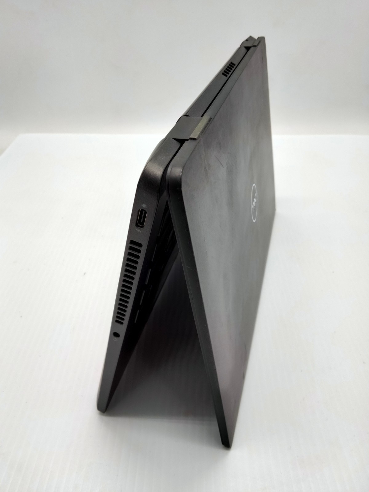 Dell Latitude 7320 Core i7-1185G7 16gb Ram boots to bios no SSD laptop