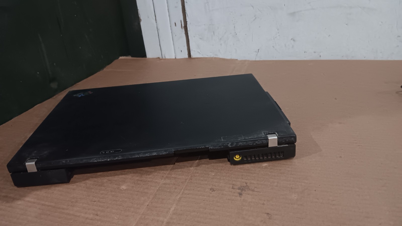 Lenovo Thinkpad T60 Laptop intel Core 2 Duo 2.16 GHz 15.4″ LCD Screen Type 8741