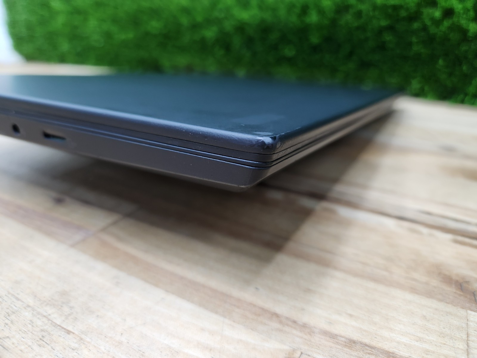 Lenovo ThinkPad P43s 14″ FHD i7-8665U 16GB 256GB SSD Quadro P520 Window 11 Pro ~