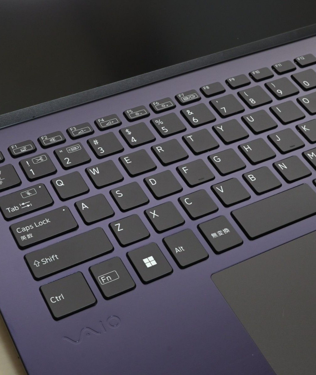 VAIO SX14 Kachiiro Special Edition i7-1195G7/16GB/512GB laptop Windows 11