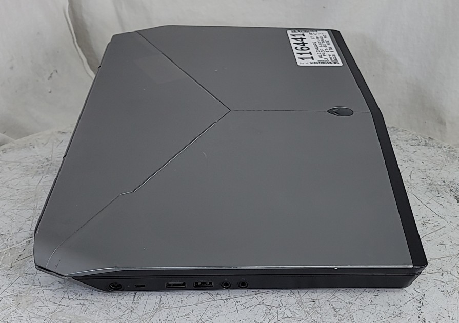 ALIENWARE 17 R3 P43F Laptop Core I7-6770HQ 16GB 1TB SEE NOTES