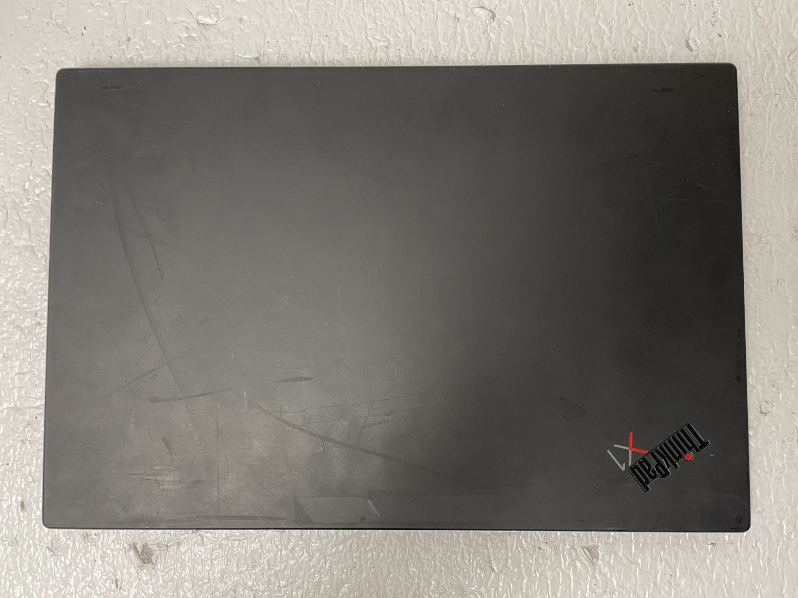 Lenovo ThinkPad X1 Carbon 8thGen TouchScrn 14″ i7-10610U 16GB RAM 512GB SSD READ