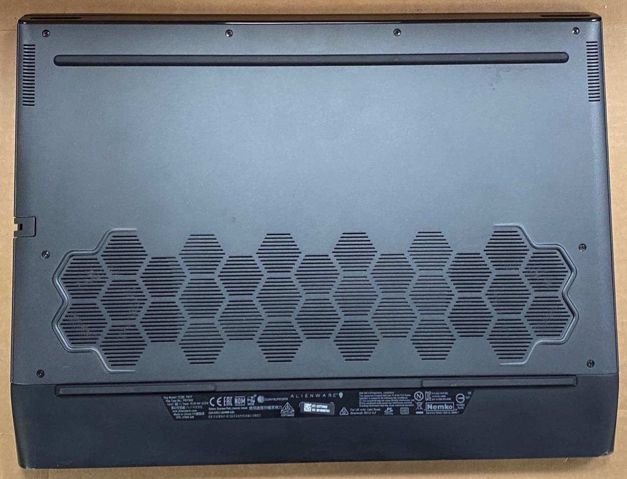 ALIENWARE M15 R3 INTEL i7 10TH GEN 2.60GHz 16GB RAM 460GB SSD GAMING LAPTOP-USED