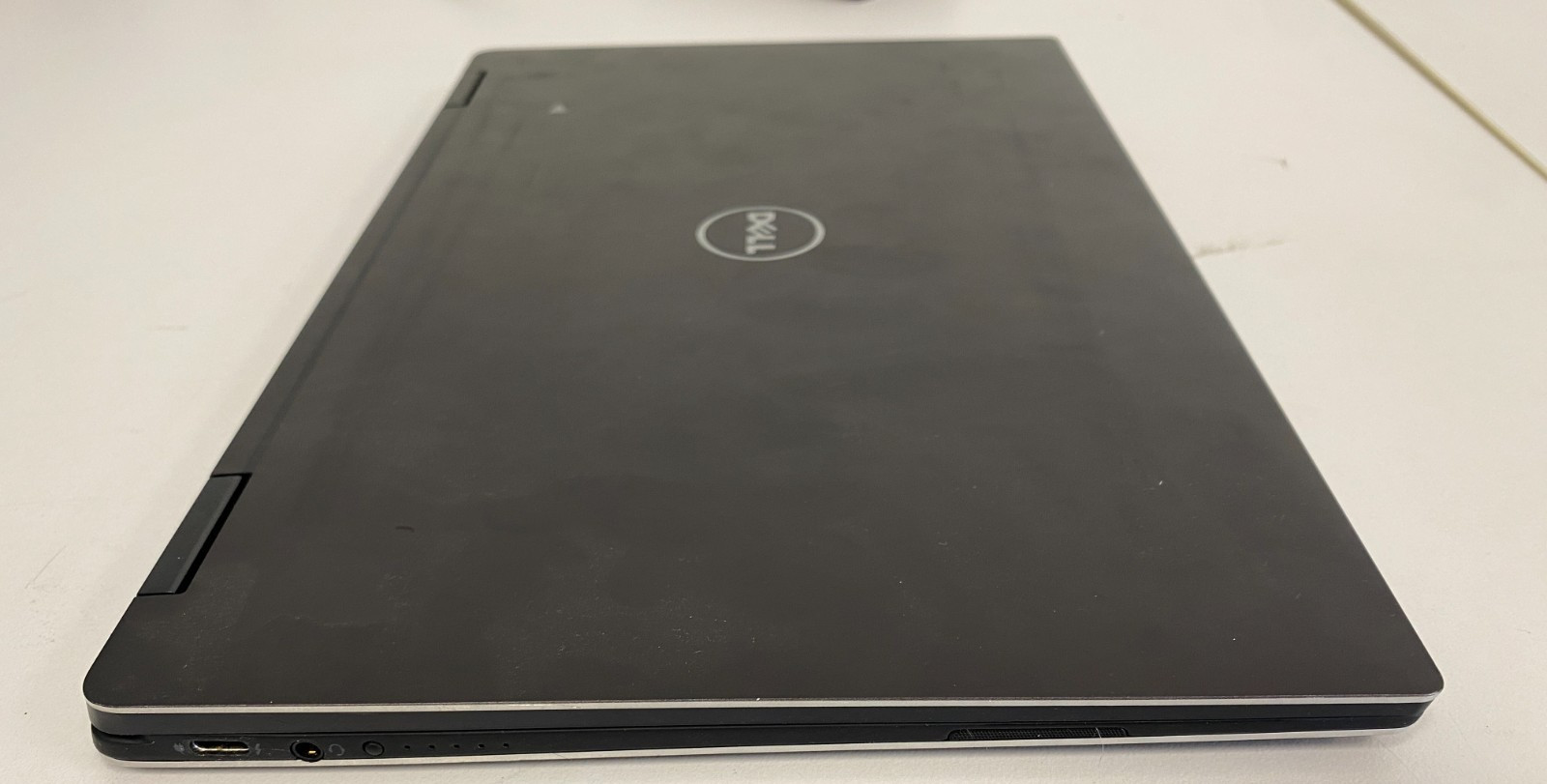 Dell XPS P71G 13″ i7-7Y75 @1.30GHz 16GB RAM NO SSD/OS PARTS