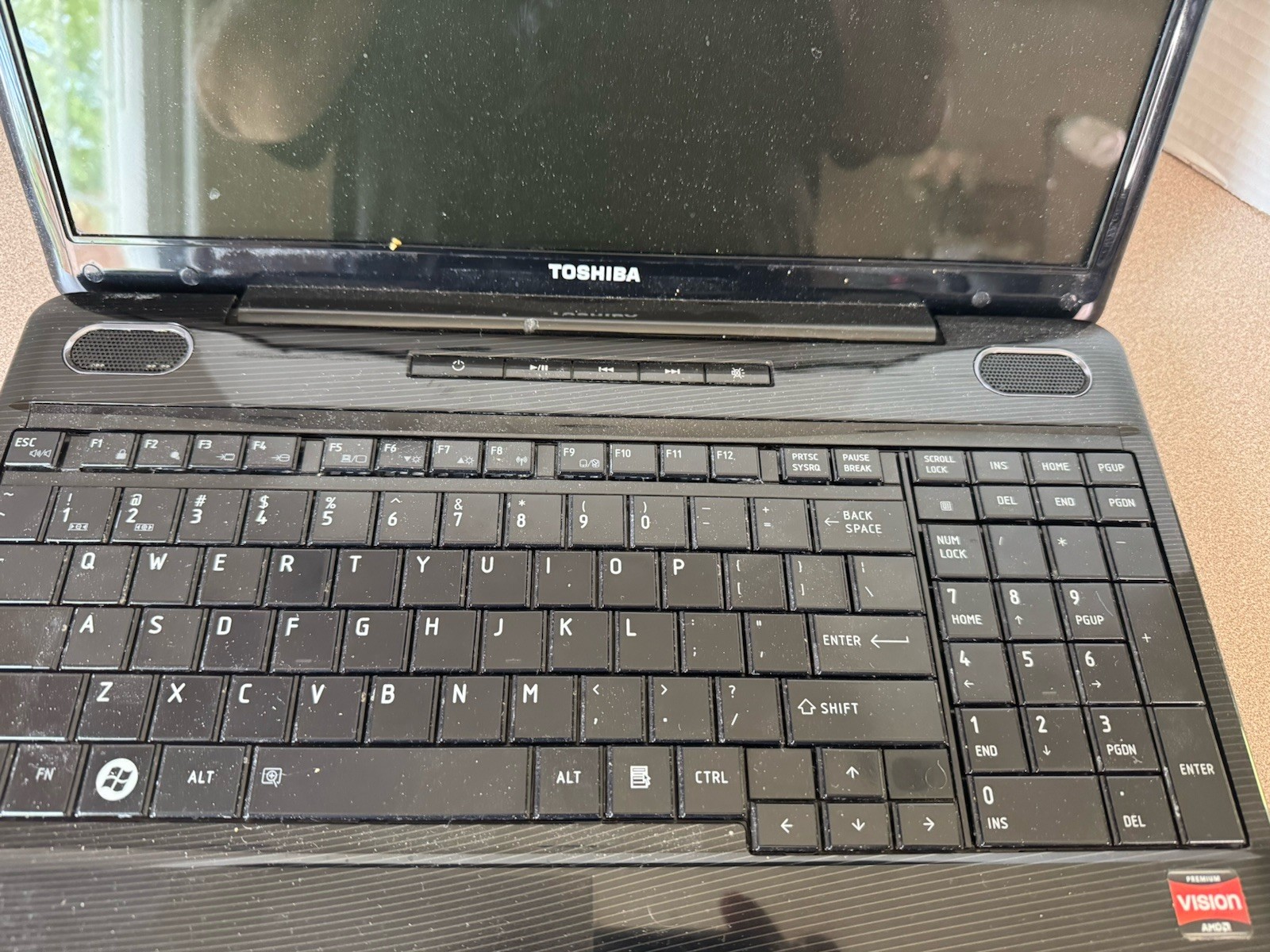 TOSHIBA Satellite L505D-GS6000 AMD Vision 15.6” 4 GB NO HD Or AC Parts Only SHOP