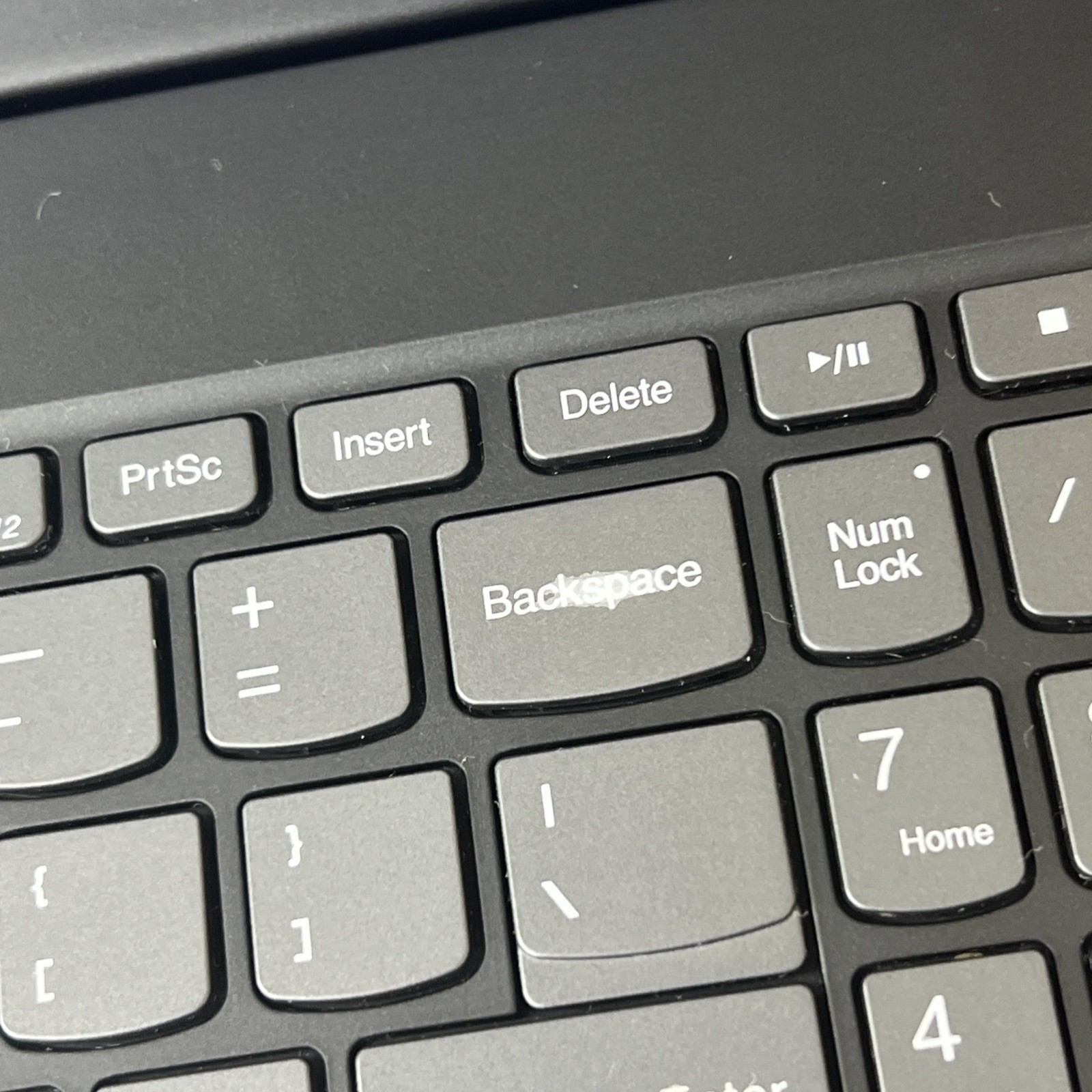 Lenovo Ideapad S340-15IIL Touch i3-1005G1 1.2GHz 8GB Ram 256GB SSD – Fair
