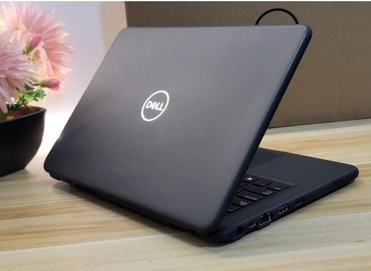 Dell Latitude 3310 intel Core i3-8145U @ 2.10GHz 8GB Ram 256GB SSD Windows 10