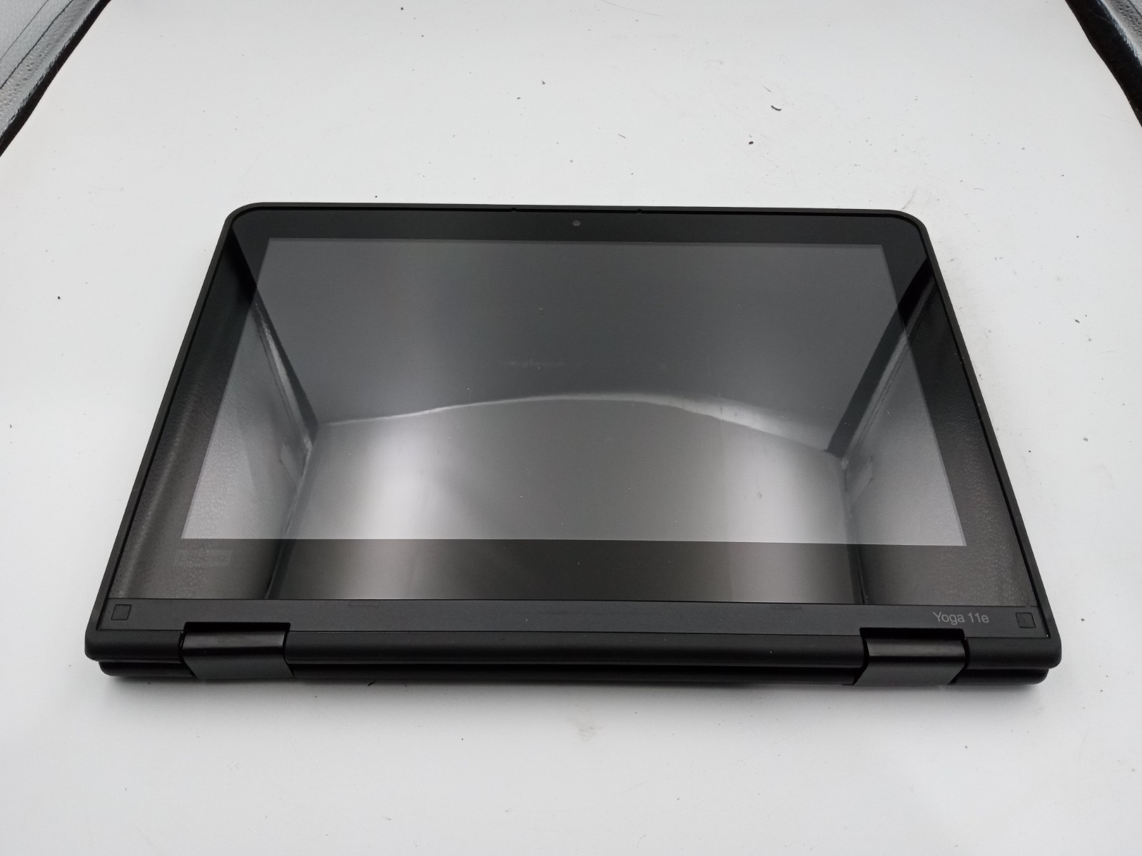 Lenovo ThinkPad Yoga 11e 2in1 Laptop Intel Core m3 7th Gen – CRACKED SCREEN -RR