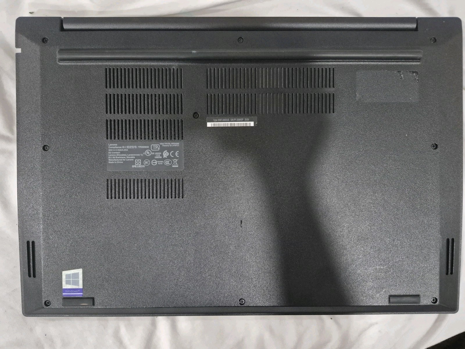 Lenovo ThinkPad E595 Ryzen 3 3200U 8GB RAM 256GB SSD AMD Vega 3