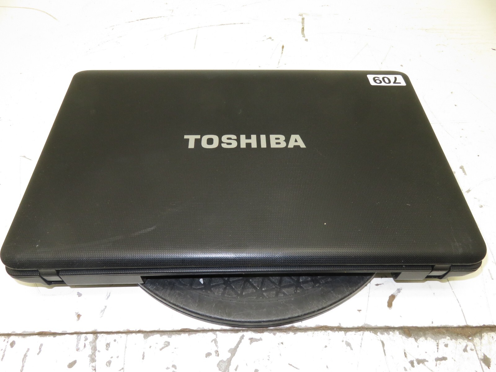 Toshiba Satellite C655-S5343 Laptop Intel Core i3-2330M 4GB Ram No HDD/ Battery