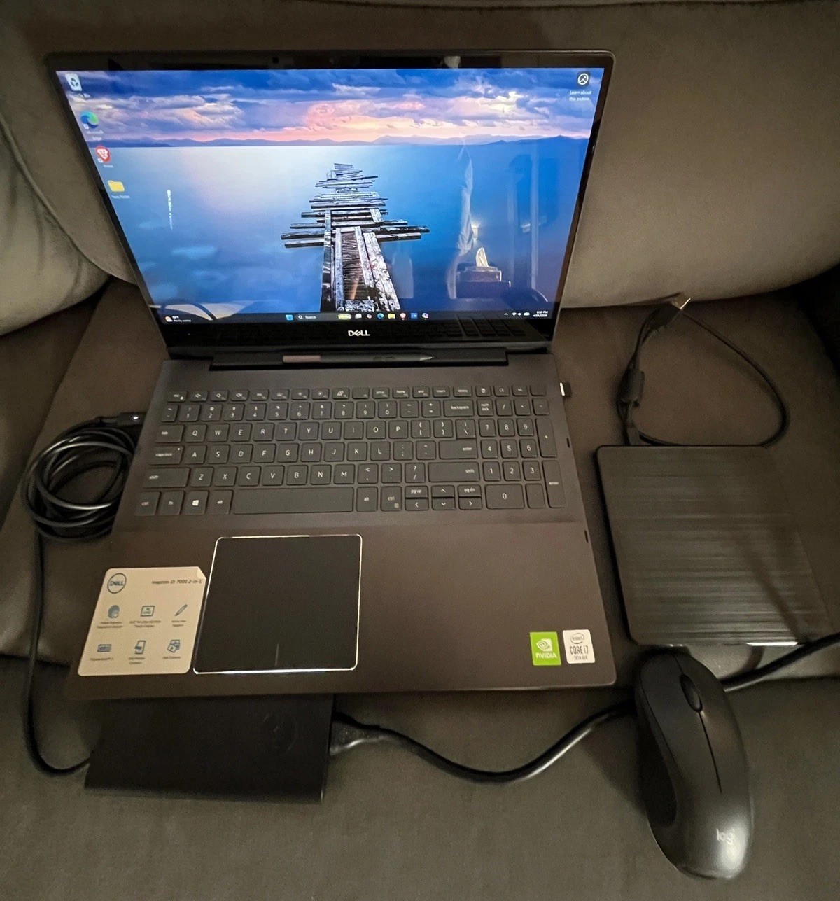 Dell Inspiron 7591 2in1 15.6 inch i7-10510U 4K Display TOUCH STYLUS 32Gb 512Gb