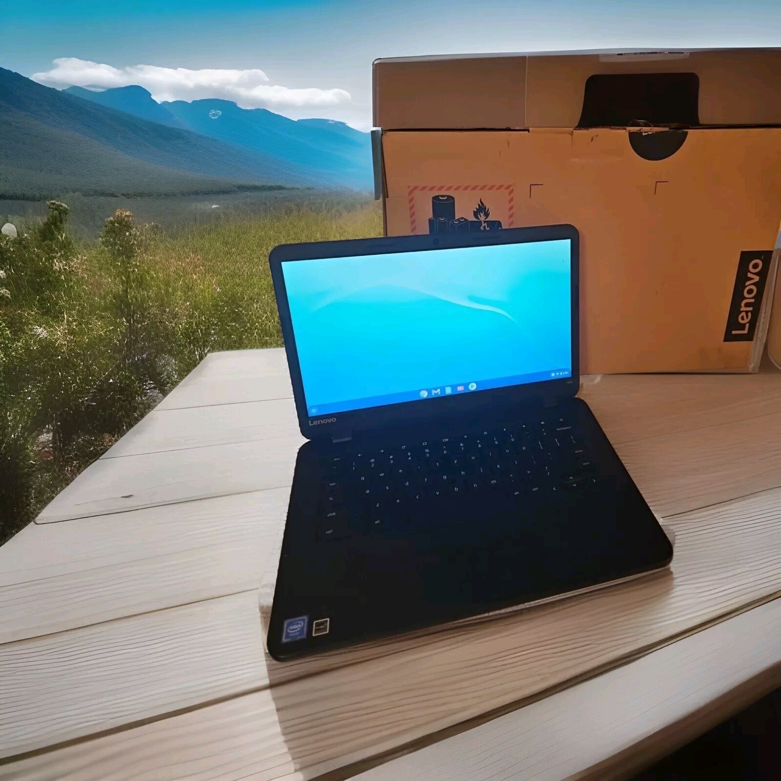 Lenovo N42-20 Chromebook – 14″ – Intel N3060 @ 1.60GHz 4GB RAM 32GB SSD – GOOD