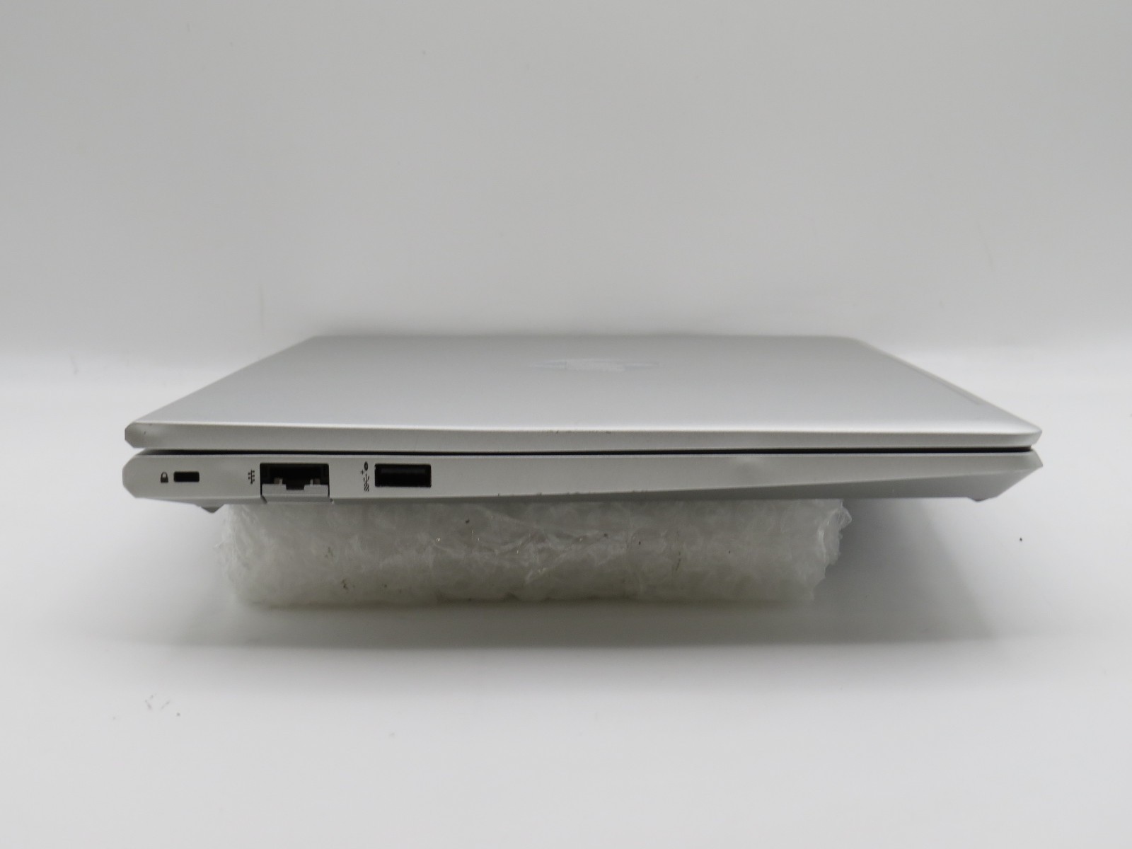 HP ProBook 440 G9 i7-1255U @ 1.7GHz 16GB DDR4 512GB SSD 14″ Win 11 Pro