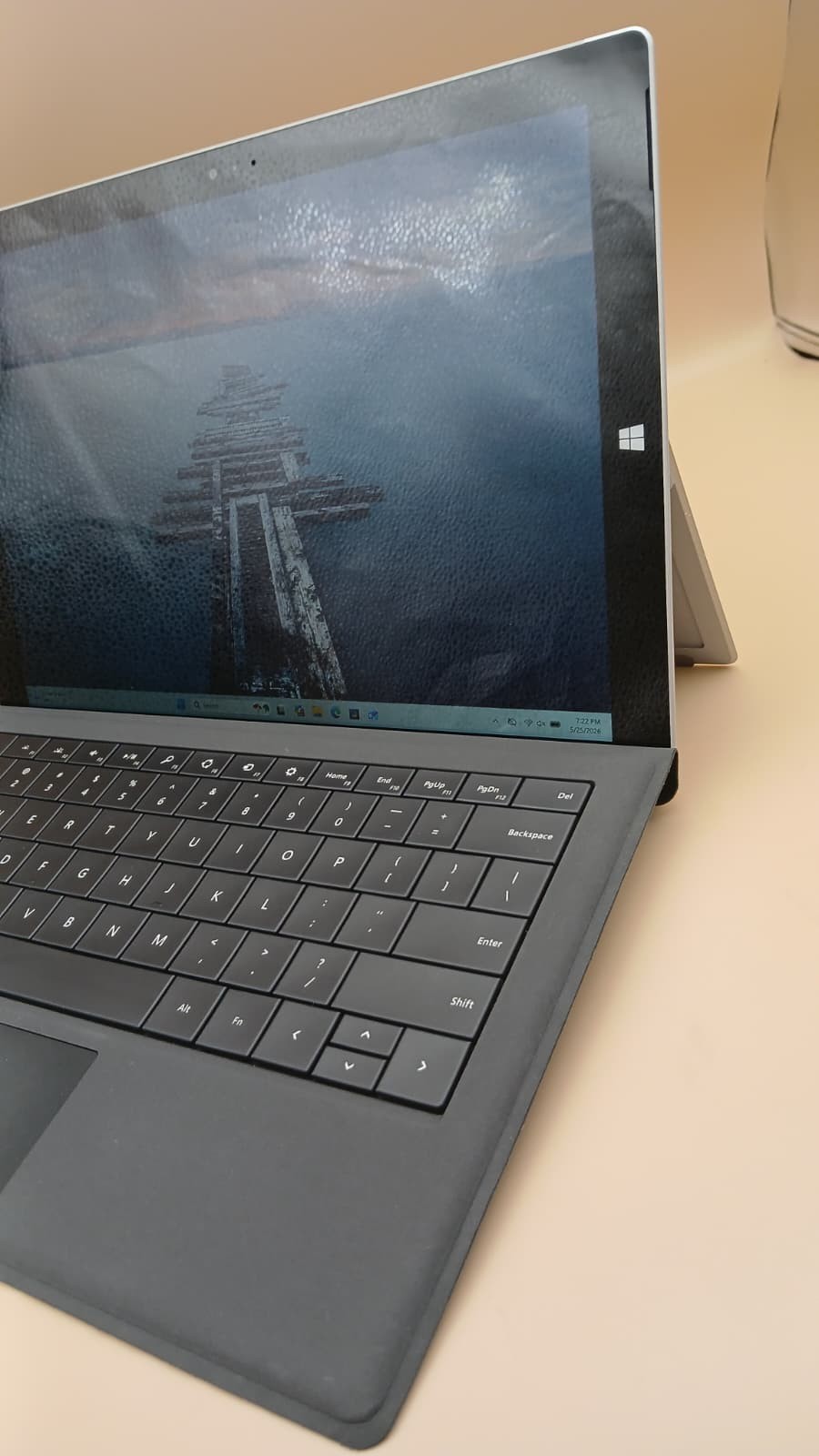 Microsoft Surface Pro 3 i7-4650U 8GB RAM 256GB SSD 12″ Touch Win11 Pro + KB