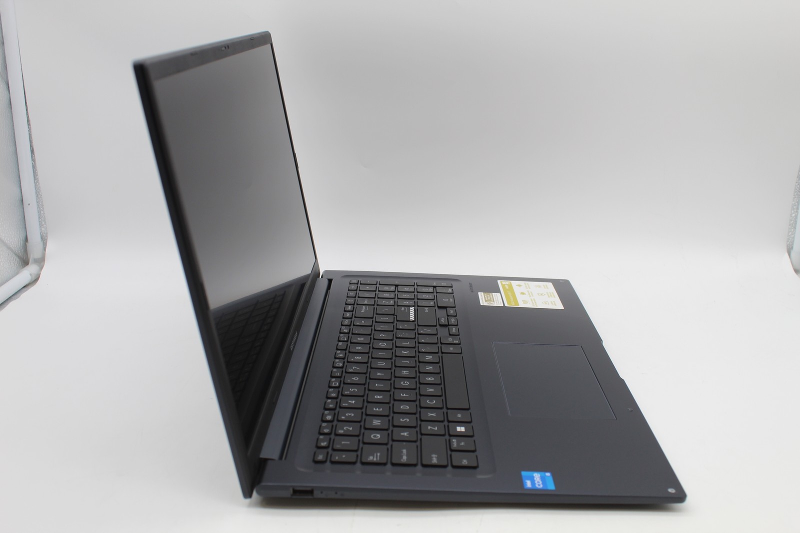 ASUS Vivobook 17 F1704Z 17.3″ i5-1235U 1.3GHz 8GB 512GB SSD PC1744297