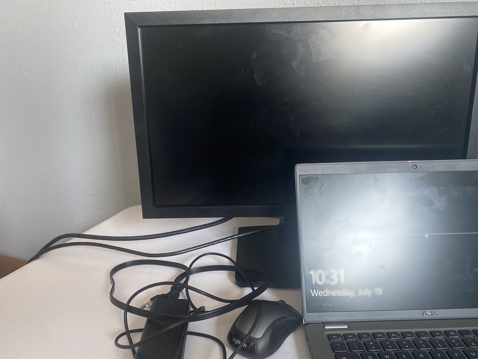 Dell Latitude E5470 (500GB HDD, Intel Core I3-6100U, 2.3GHz, 8GB RAM, AMD Radeon