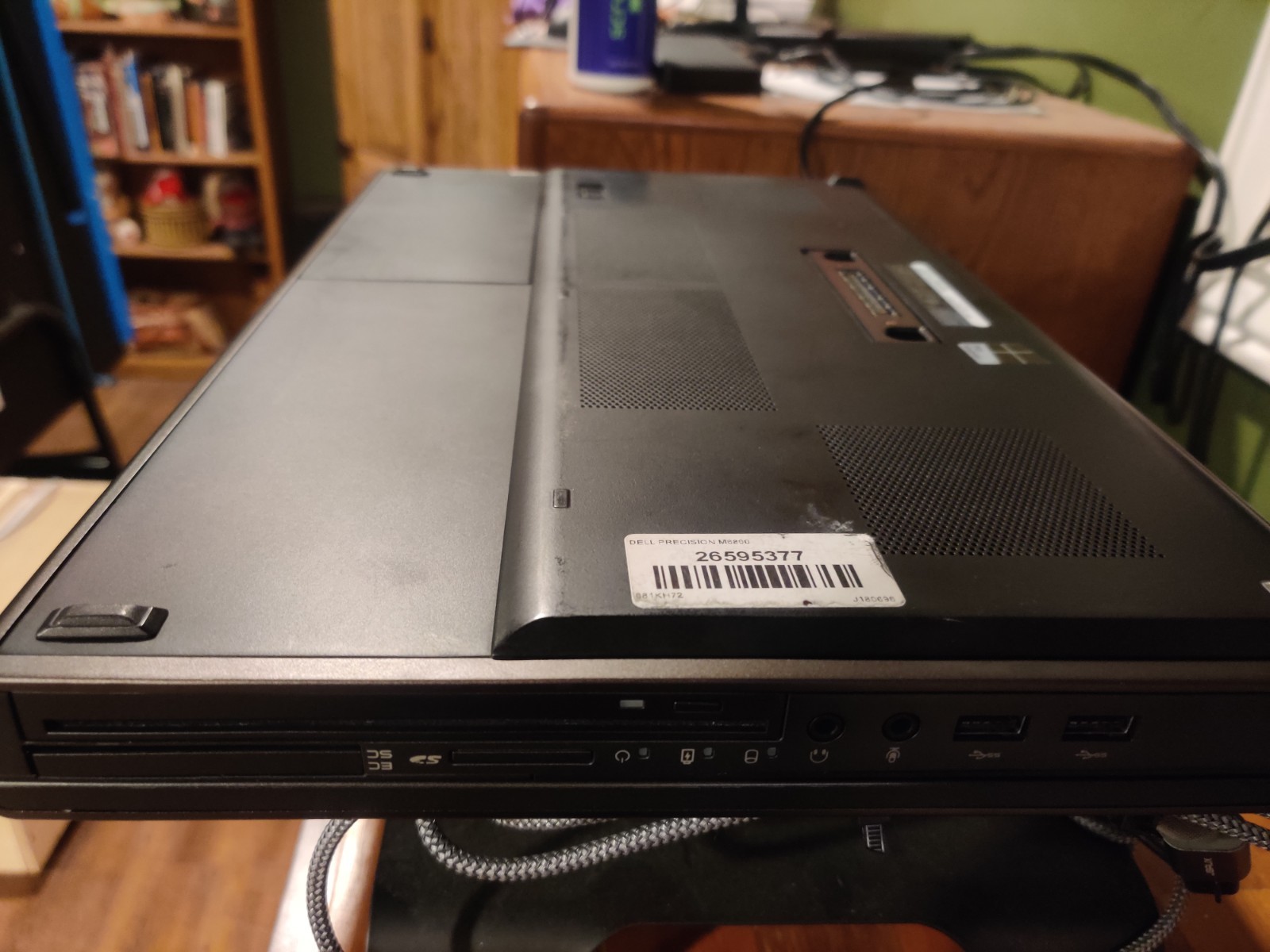 Dell Precision M6800 i7-4810MQ 2GB AMD Radeon Graphics 17″ 32 Gb RAM 1 TB SSD