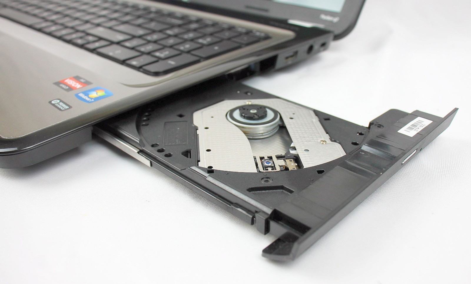 HP PAVILION g7-1320DX ~ AMD A4-3320M/ 17.3″/ 8G RAM/ 320G HD/ WIN 7 ~ SERVICED