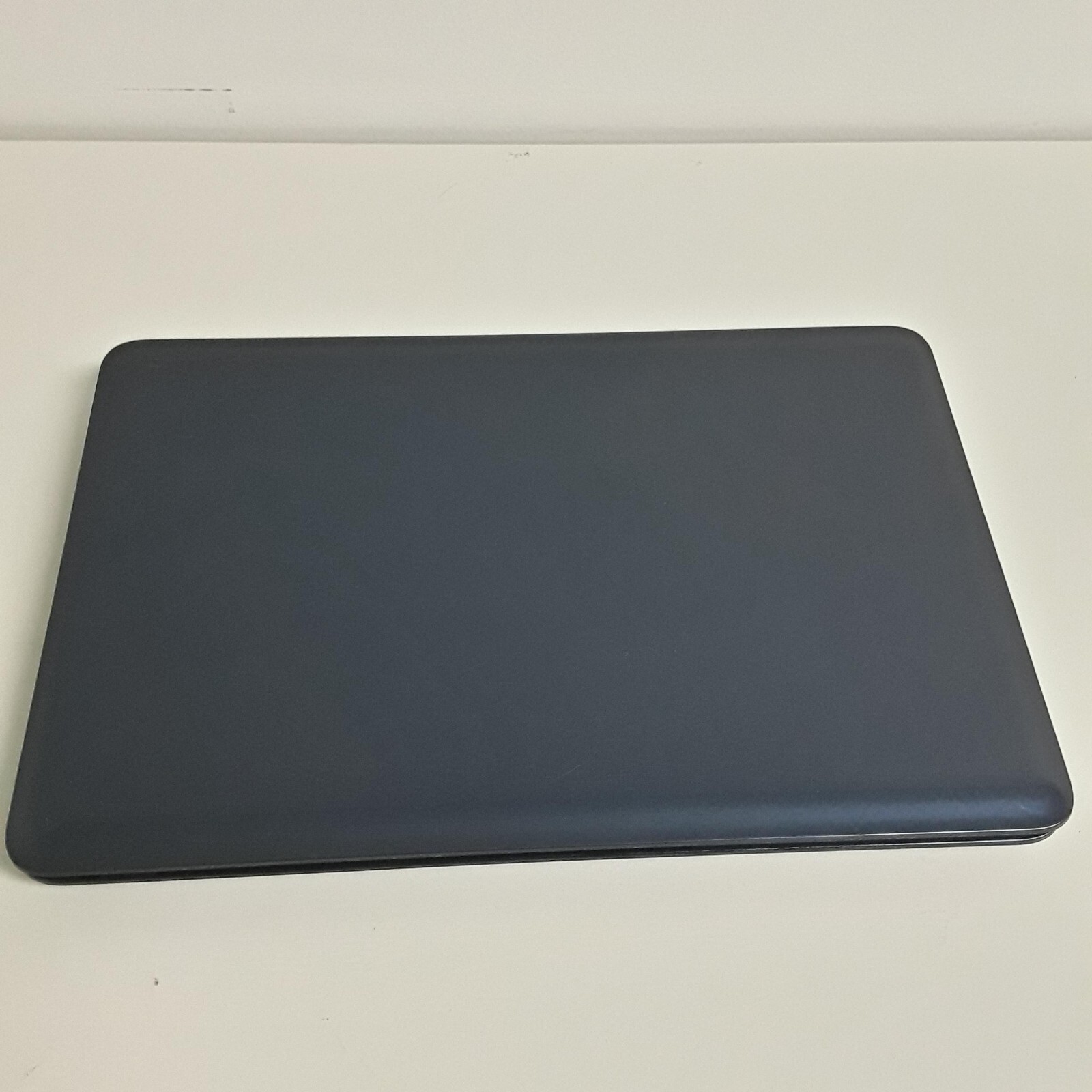 HP 2000 Notebook PC, Laptop, AMD 4GB No HDD BLUE
