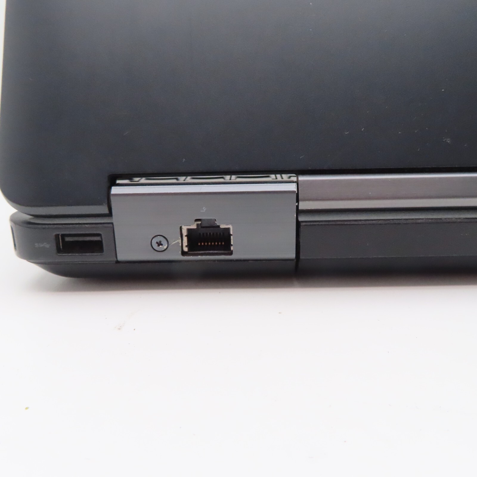 Dell Latitude E5540 Laptop Intel Core i3 1.70GHz 2 Cores 4GB DDR3L SDRAM