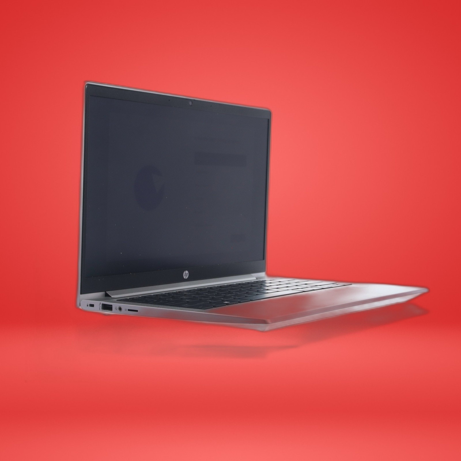 HP ProBook 430 G8 13.3″ Core i5-1135G7 8GB RAM 256GB NMVe W11P W/ 65W AC Adapter