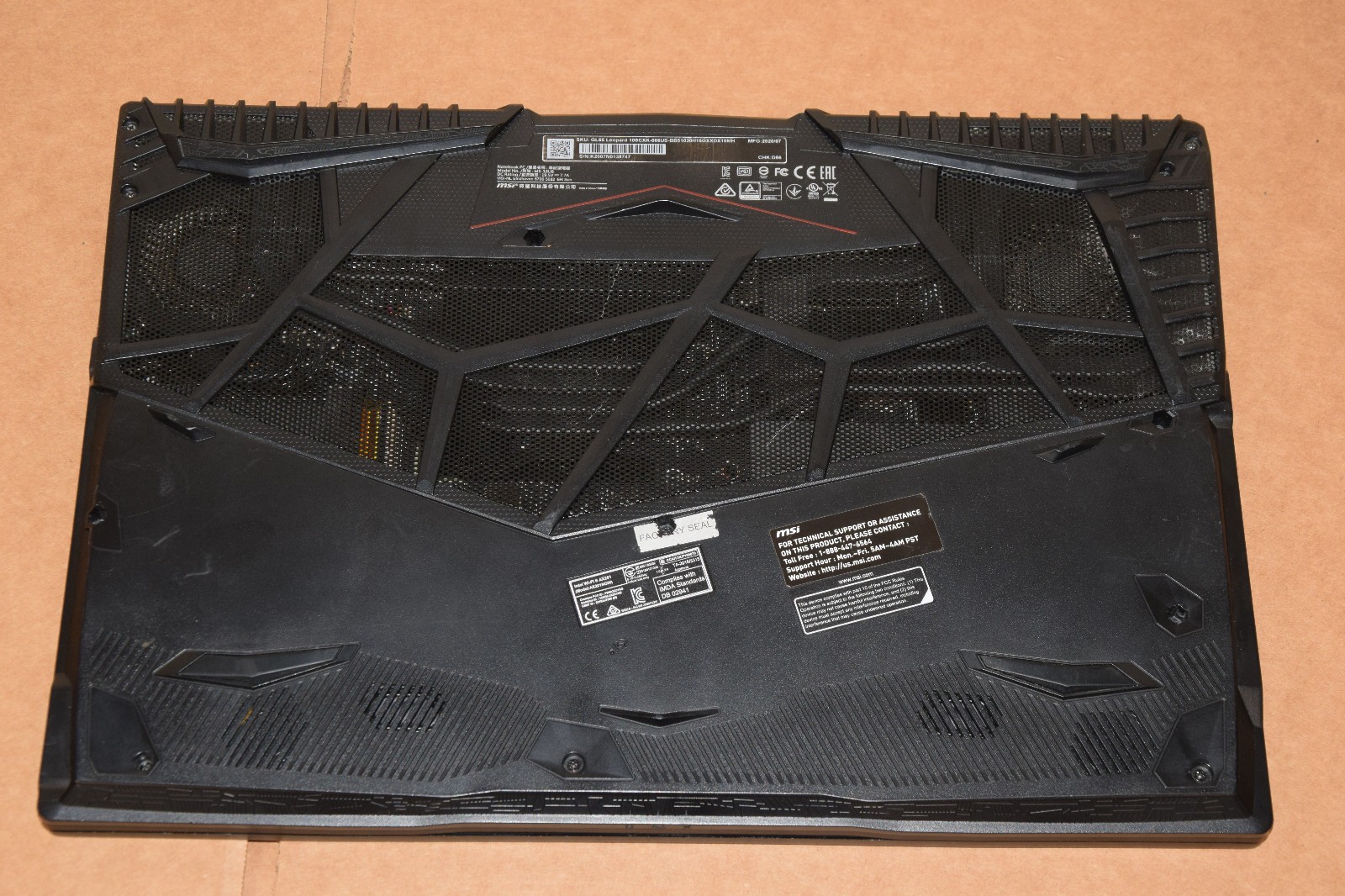 WATER DAMAGE DEAD JUNK MSI GL65 Leopard MS-16U8 10SCXK-006US 15.6″ Laptop