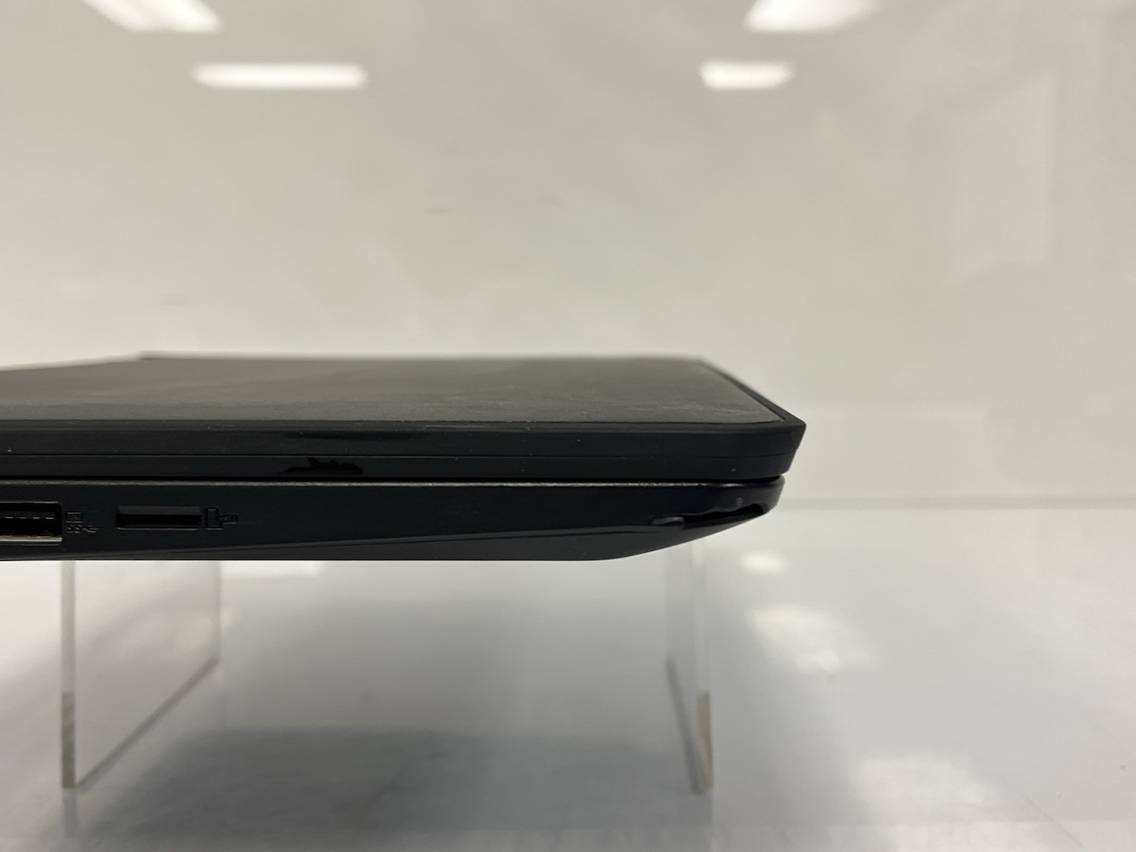 Lenovo ThinkPad Yoga 11e 5th Gen Pentium Silver N5030 1.10GHz 8GB Ram NO HDD