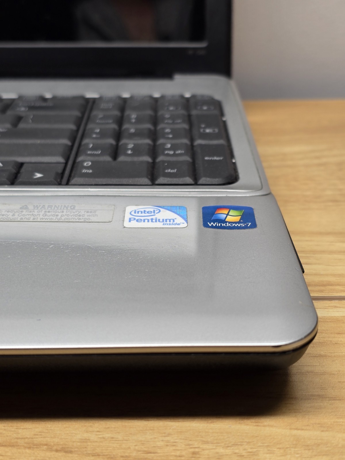 HP G60-535DX Intel Pentium Dual-Core T4300 2.1GHz 3 GB With WIN 7