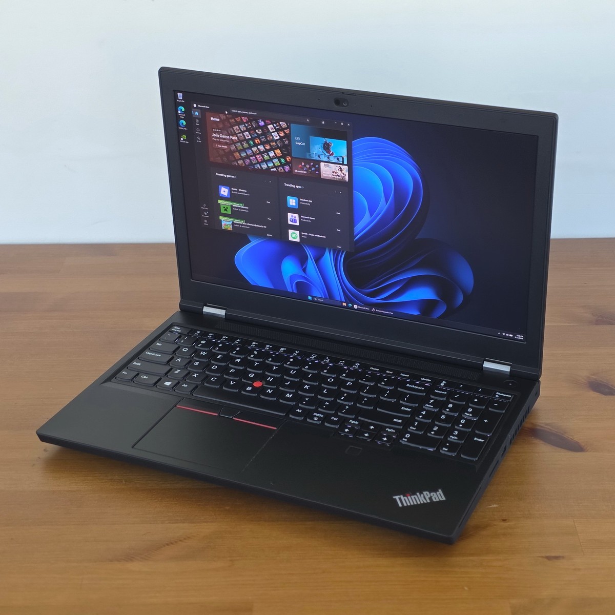 Lenovo ThinkPad P15 Gen 1 i7-10850H 32GB 15.6″ 4K HDR 3840×2160 NVIDIA RTX 3000