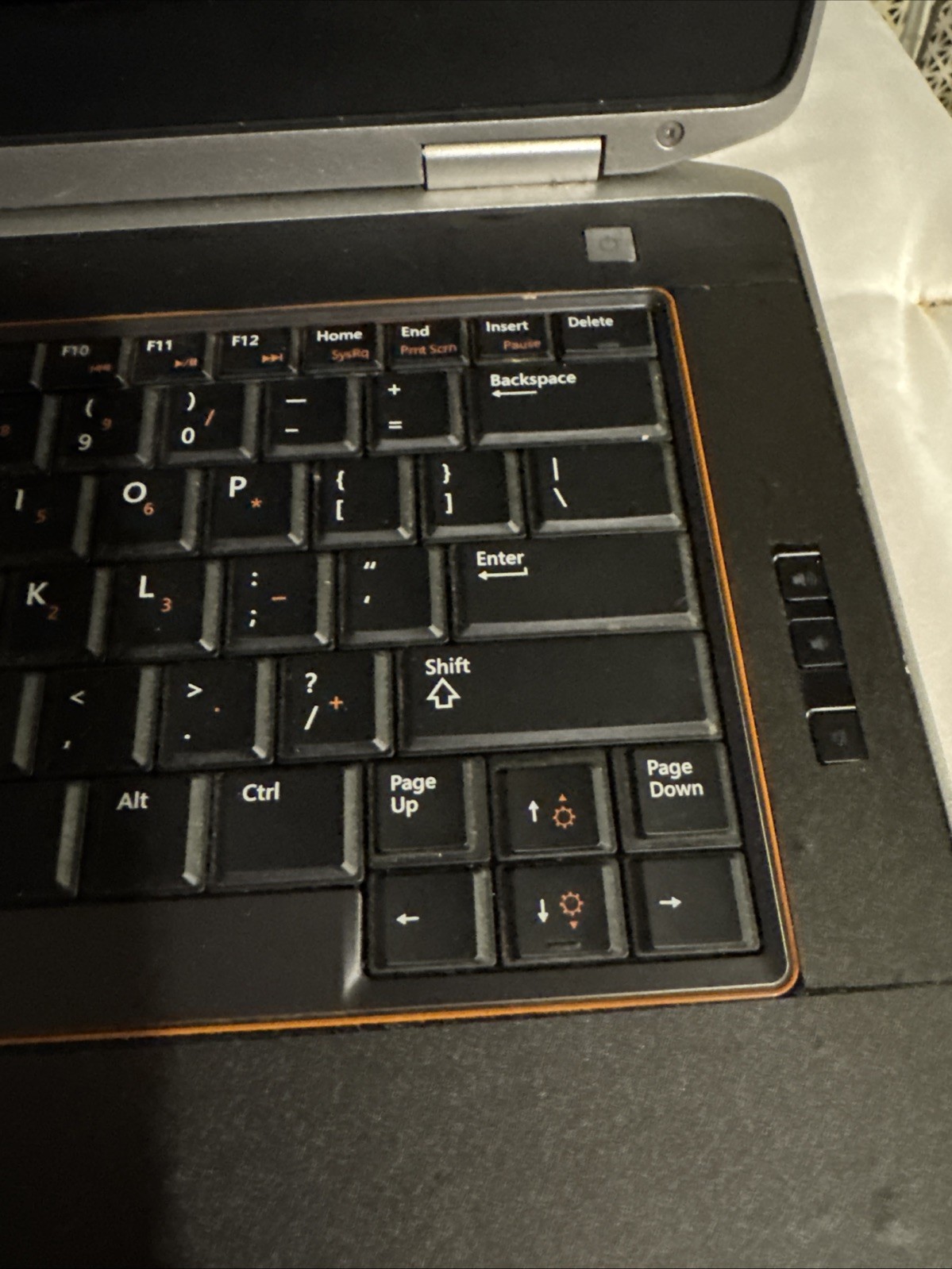 Dell Latitude E6420 UNTESTED – SOLD FOR Parts Latitude E6420