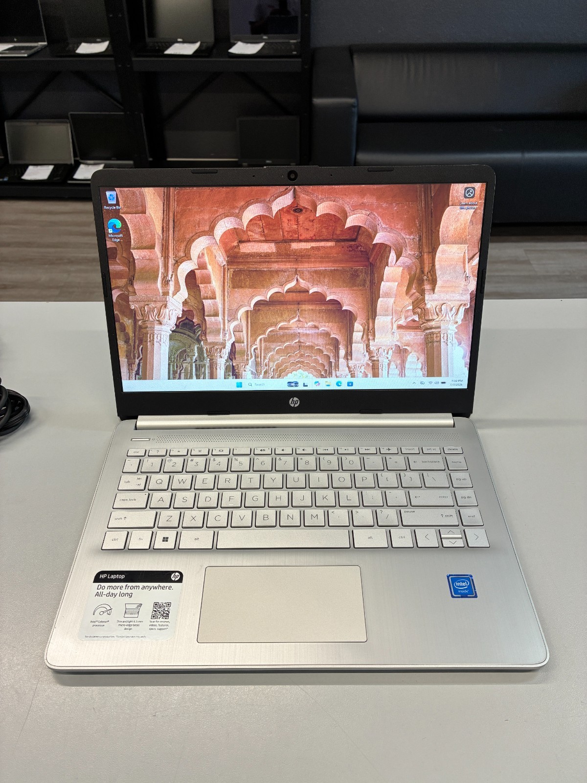 HP Laptop 14-dq0760dx Screen 14″ / Celeron N4120 / RAM 4Gb / eMMC 128Gb / Win 11