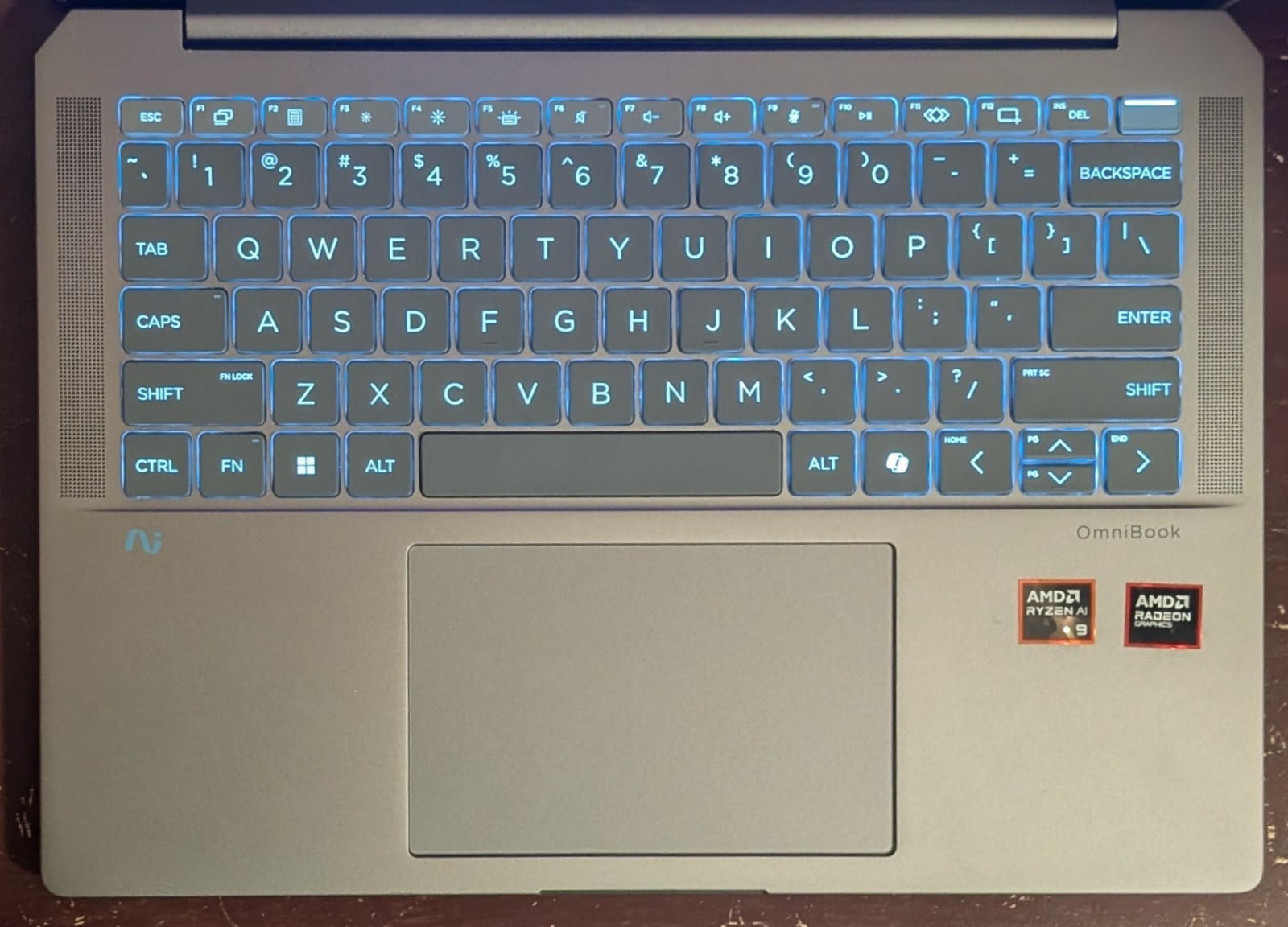 HP OmniBook Ultra 14″ 2.2K Touch (AMD Ryzen AI 9 365, 32GB RAM, 1TB SSD) Laptop