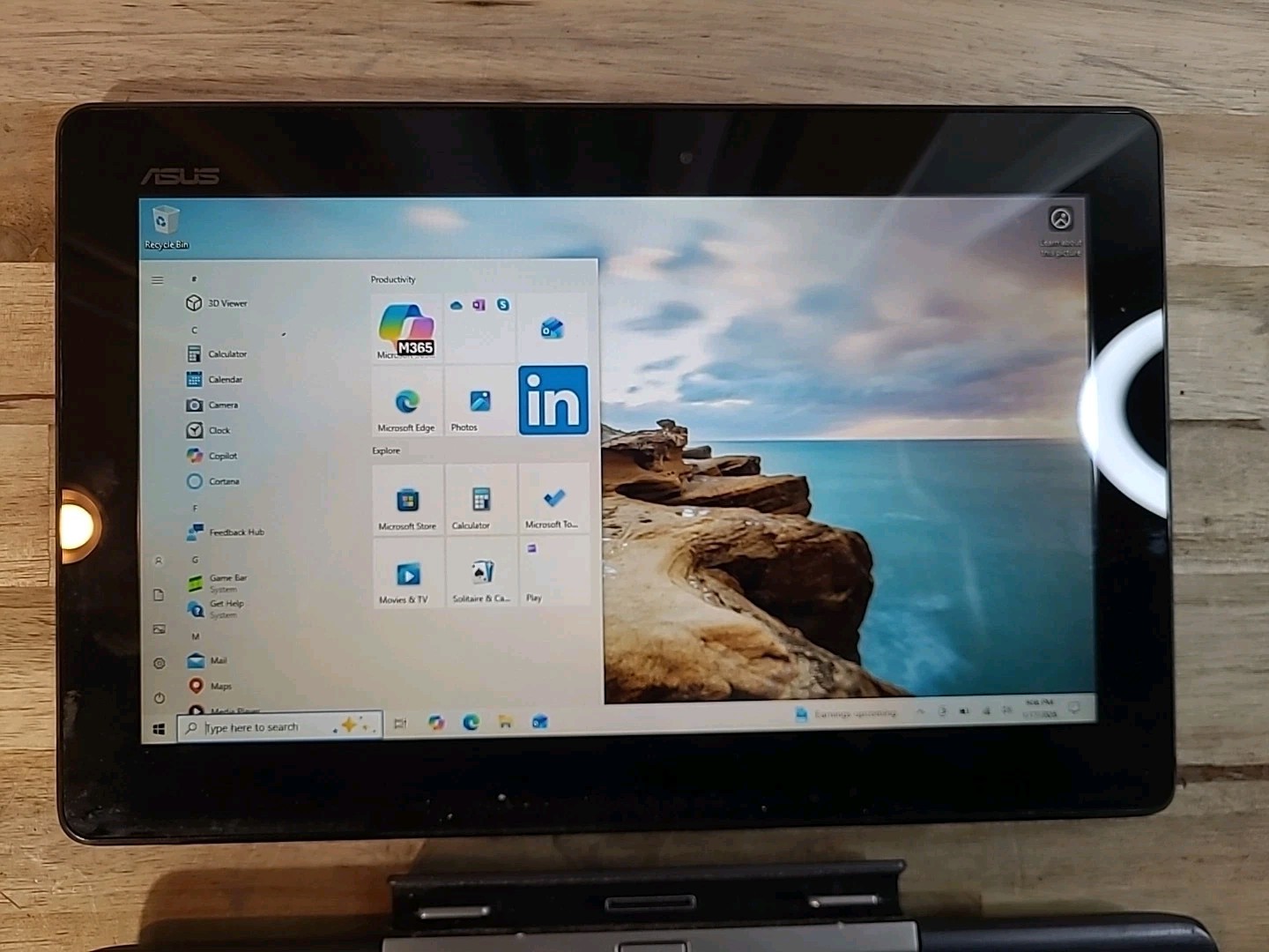 Asus T100TA 10.1″ 2-in-1 Intel Z3775 2GB RAM 32GB eMMC Windows 10 Tablet Laptop