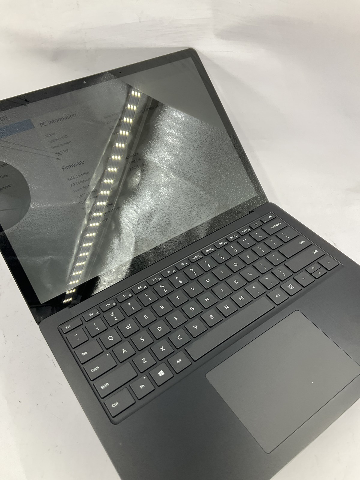 Microsoft Surface Laptop 3 13.5″ Touch Core i7-1065G7 512GB 16GB B Win 11 Pro