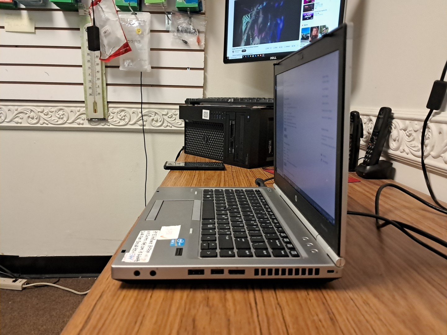 14.1″ HP Elitebook 8470p Laptop Windows 10 Pro Core i5 2.6ghz 16gb 500 GB Hdd